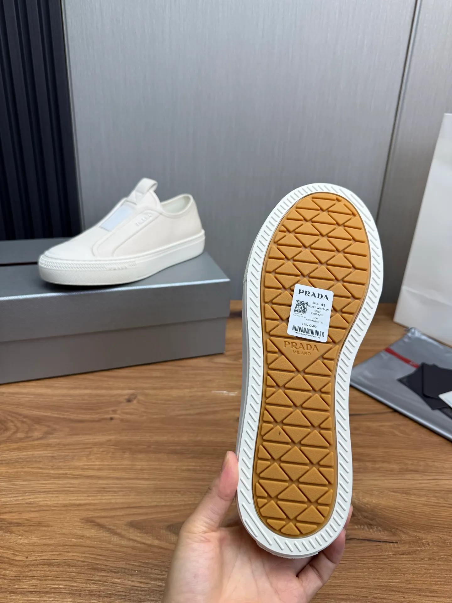 Men's shoes 560💰 [PRADA] Popular canvas shoes in the men's shoe counter, synchronized with the official website, 1 high-quality shipment ✔️Original canvas + cowhide lining, 1🆚1 replica, original sole, 38-45 (45 customized, non-refundable)